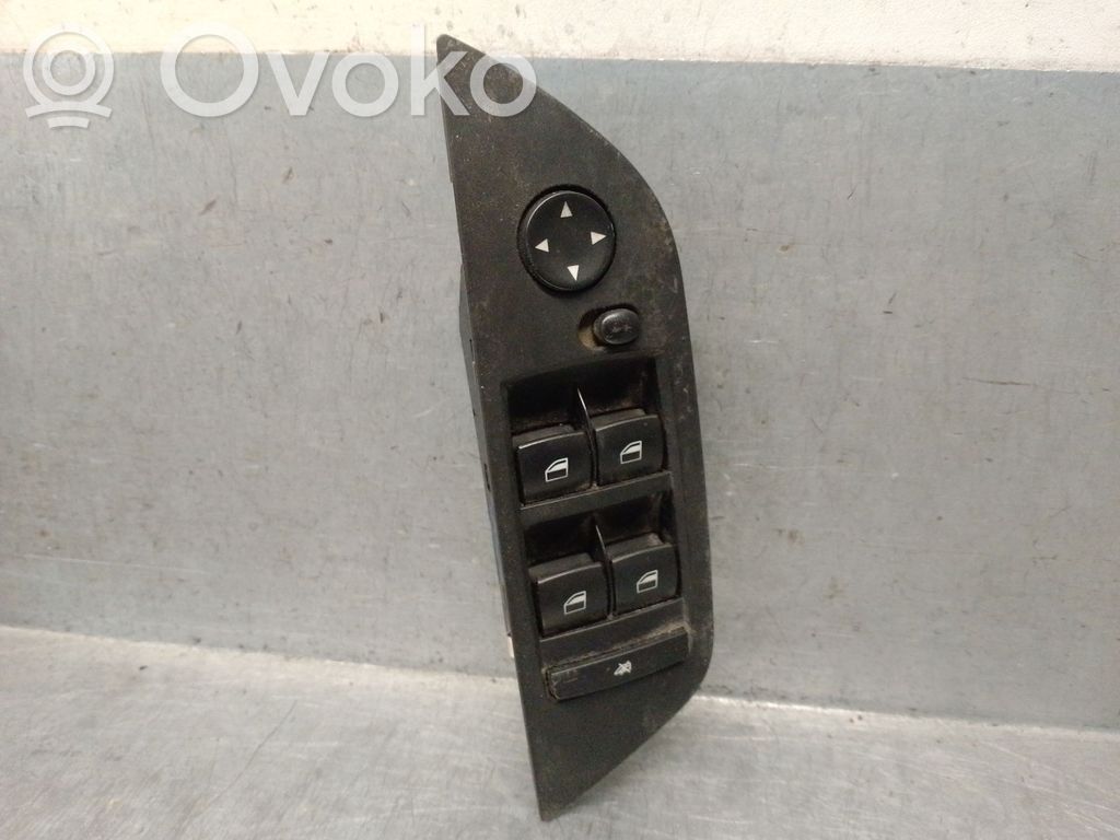Electric window control switch   921604604