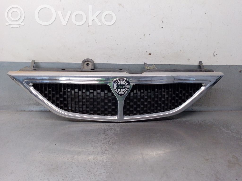Lancia Y 840 Front grill 