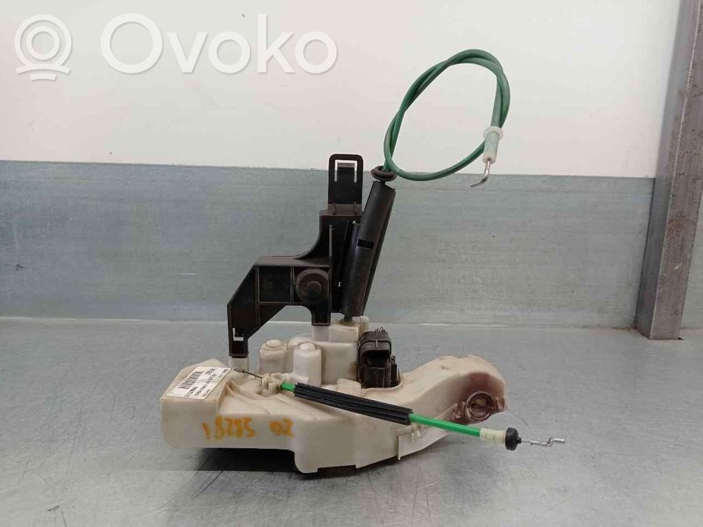 Lancia Ypsilon Front door lock 
