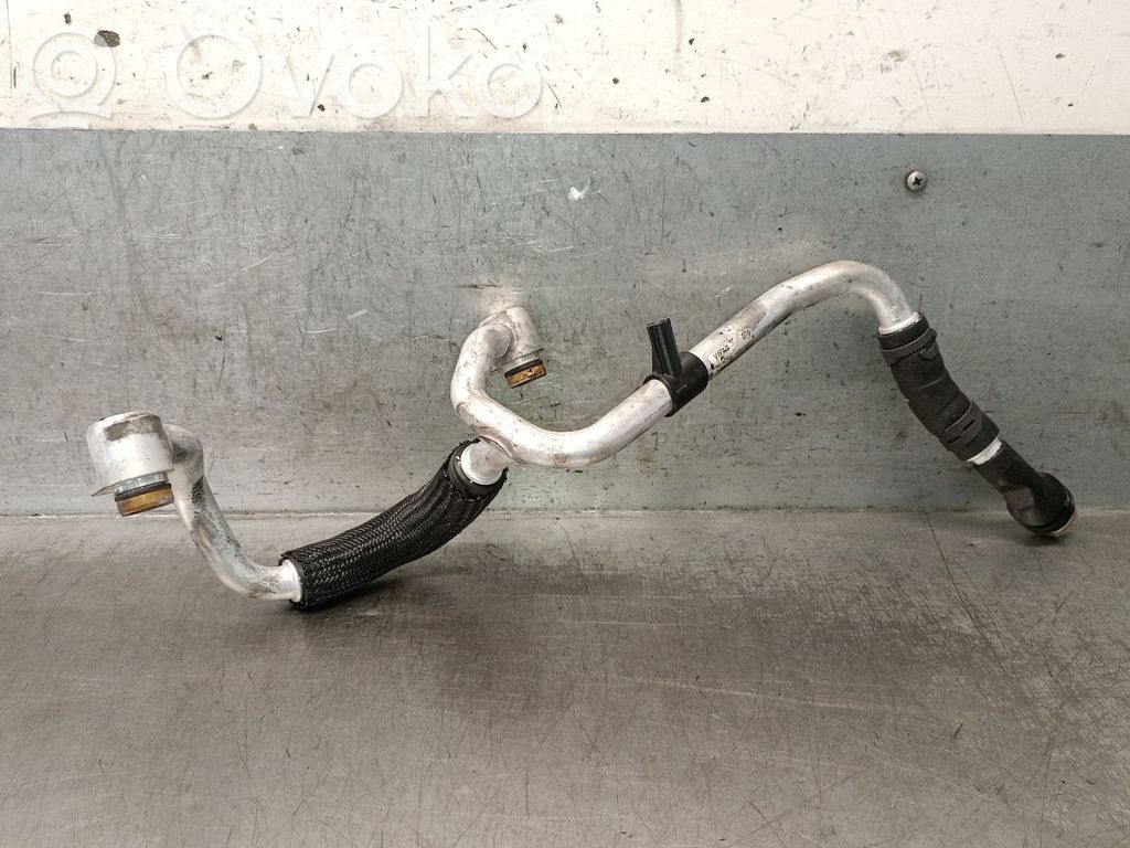 Audi Q7 4M Air conditioning (A/C) pipe/hose 
