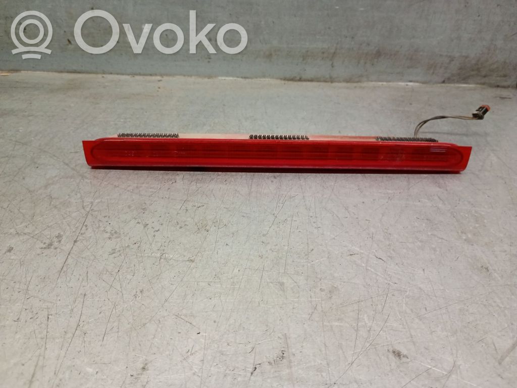 Volvo C30 Third/center stoplight 