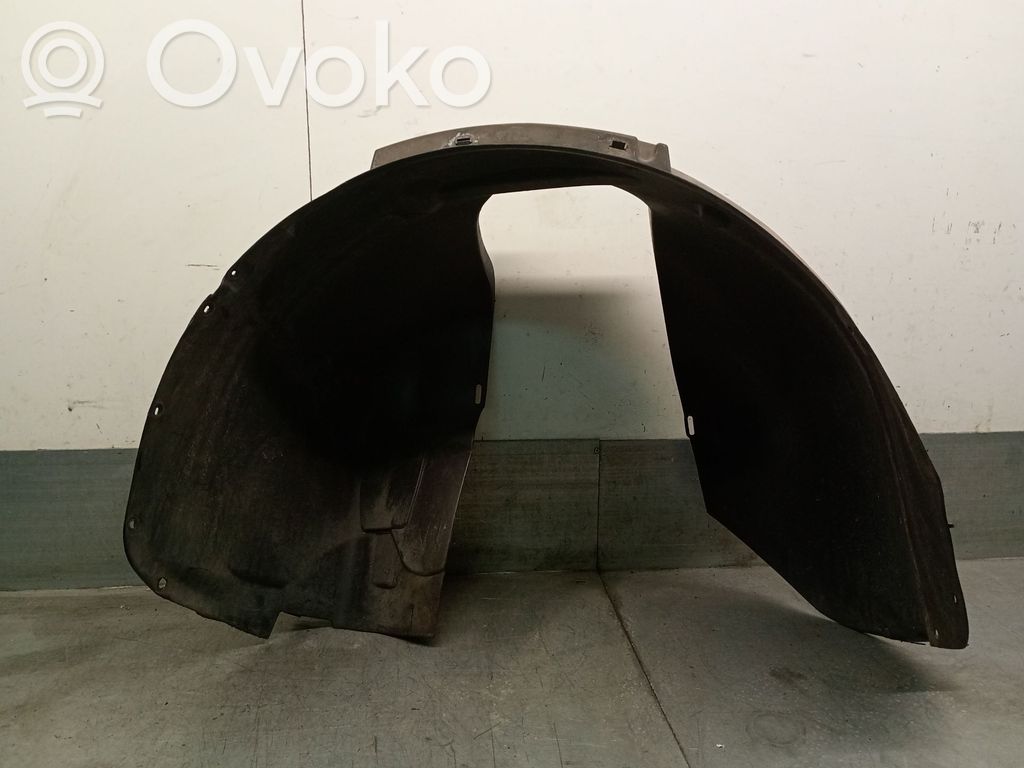 Volvo C30 Pare-boue passage de roue avant