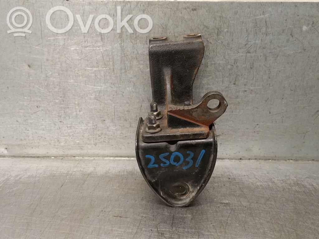 Wspornik / Mocowanie silnika   1176060G00,1176060G00