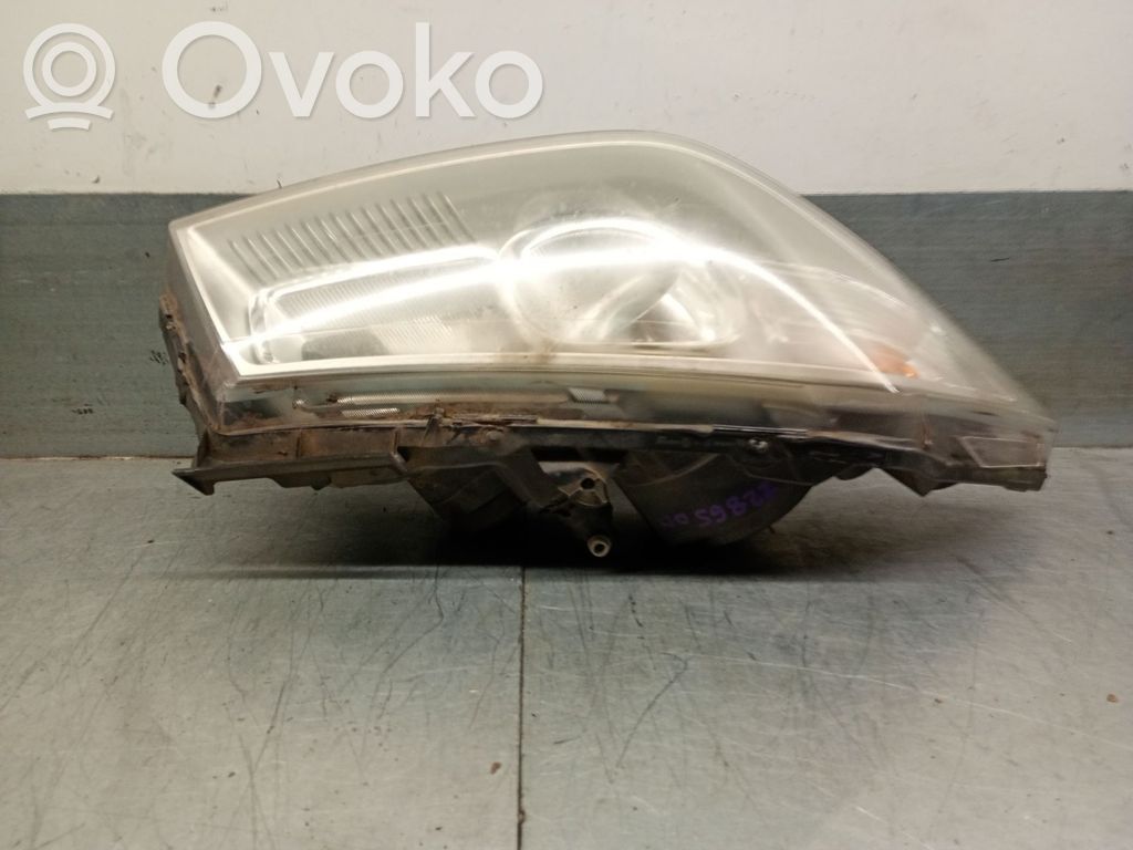 Renault Megane II Headlight/headlamp 