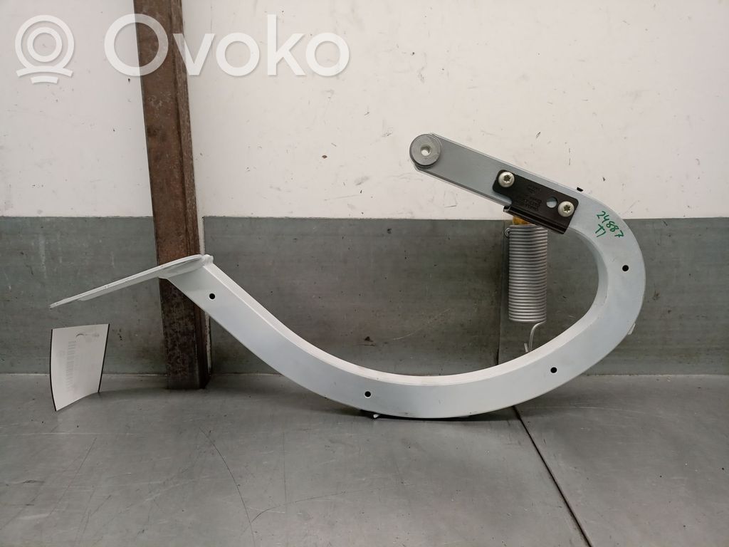 Jaguar XE Tailgate/trunk/boot hinge 