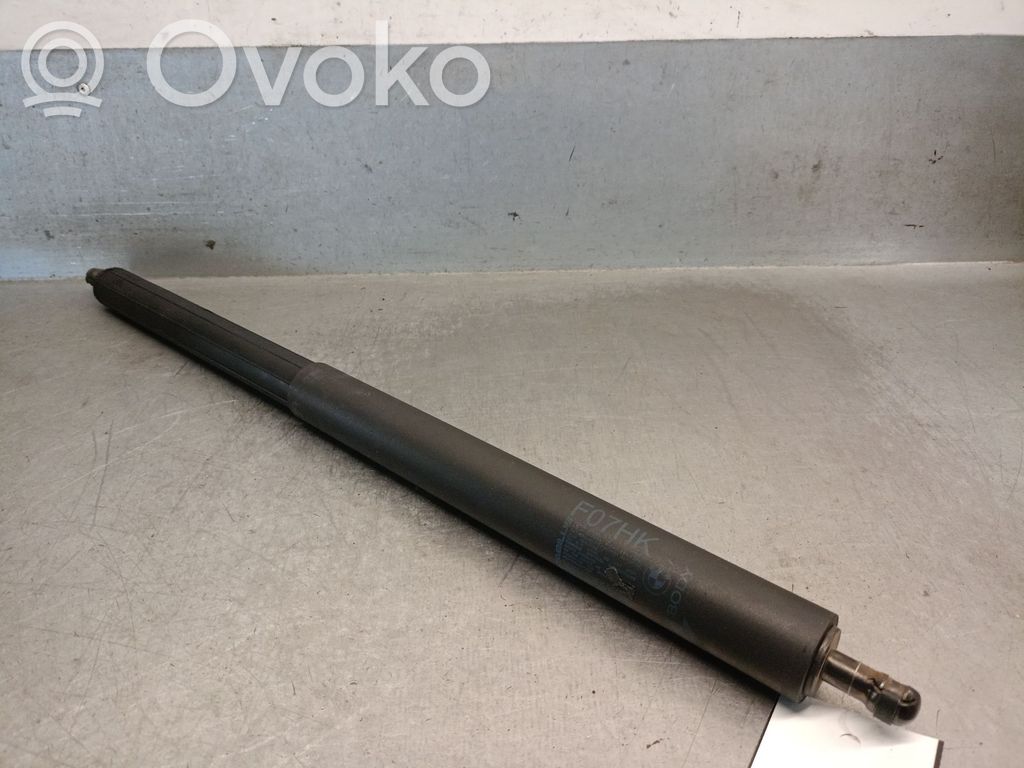 BMW 5 G30 G31 G38 Vérin de capot arrière