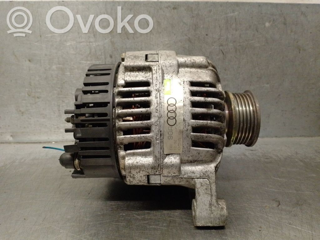 Audi A4 S4 B5 8D Generator/alternator 