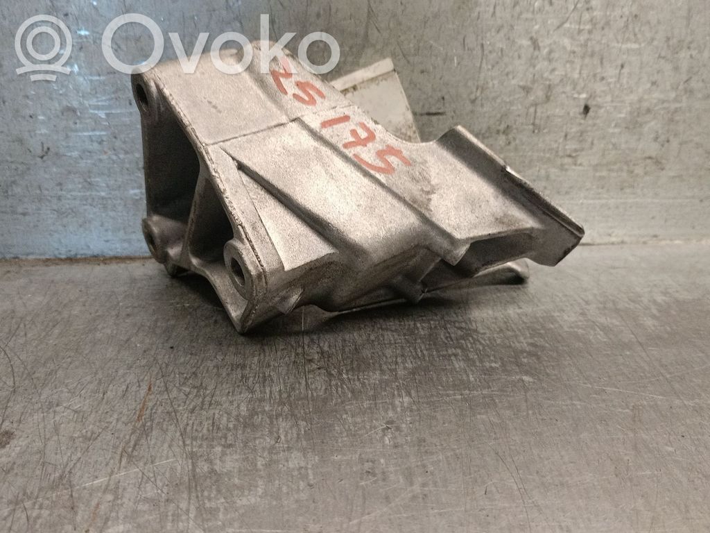 Engine mount bracket   9632011910,9632011910