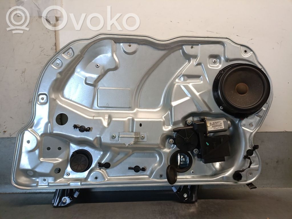 Volkswagen Polo Alzacristalli elettrico della portiera anteriore 
