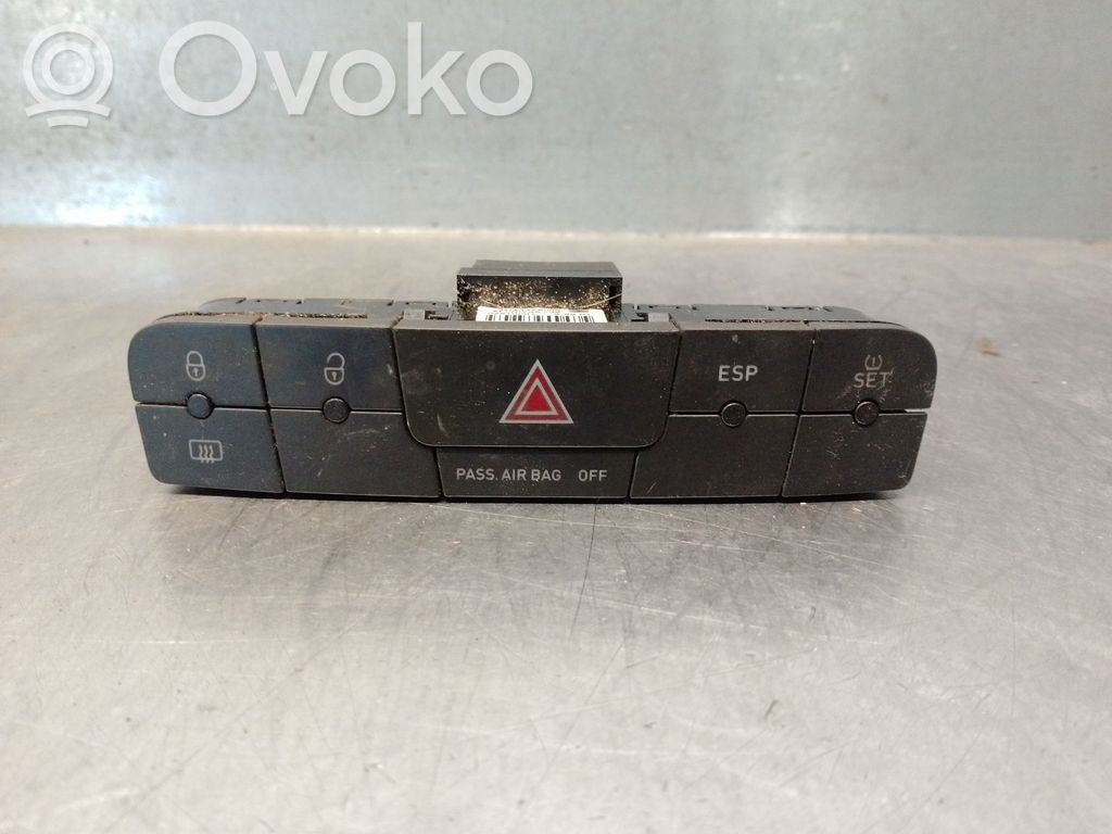Seat Ibiza IV (6J,6P) Przyciski multifunkcyjne 