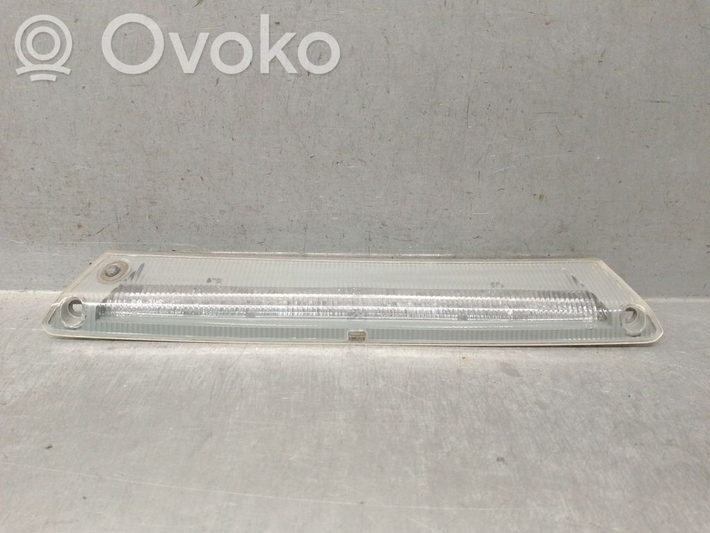 Kolmas/lisäjarruvalo   8A6113A613AG,2085739