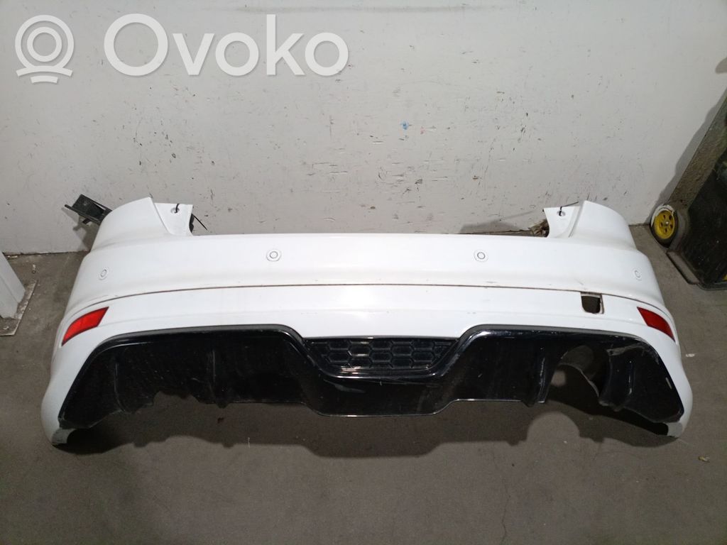 Ford Focus Galinis bamperis 