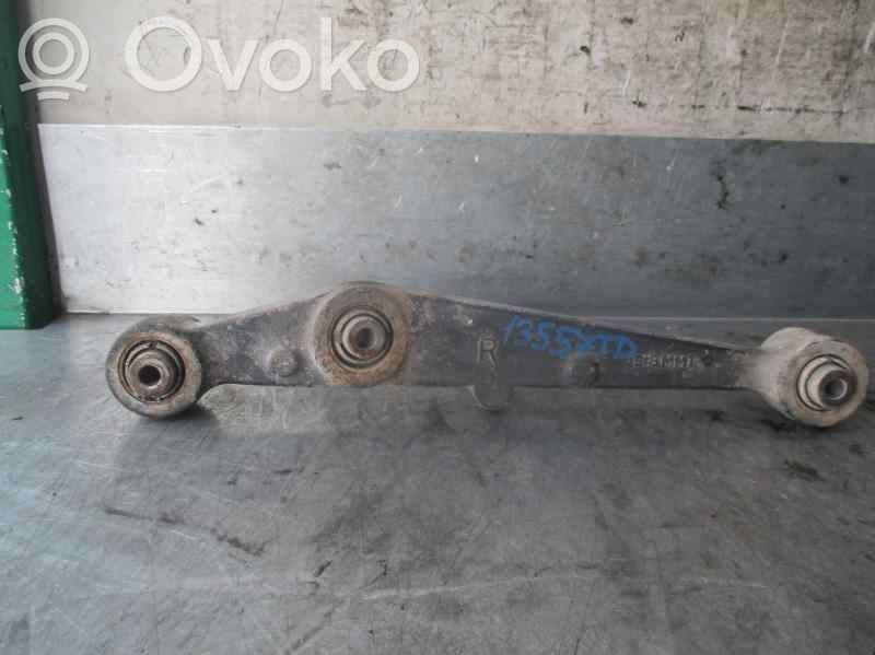 Brazo de suspensión trasero