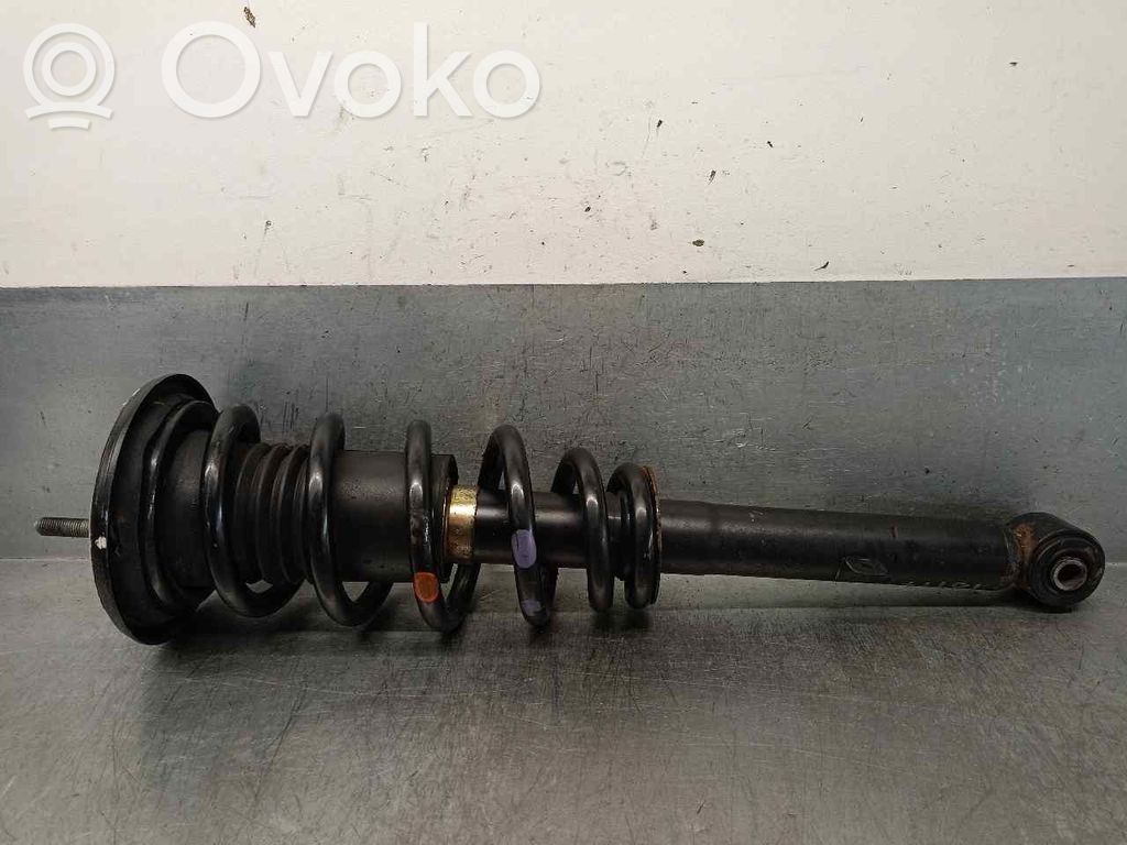 Lexus GS 300 400 430 Amortyzator osi przedniej ze sprężyną 