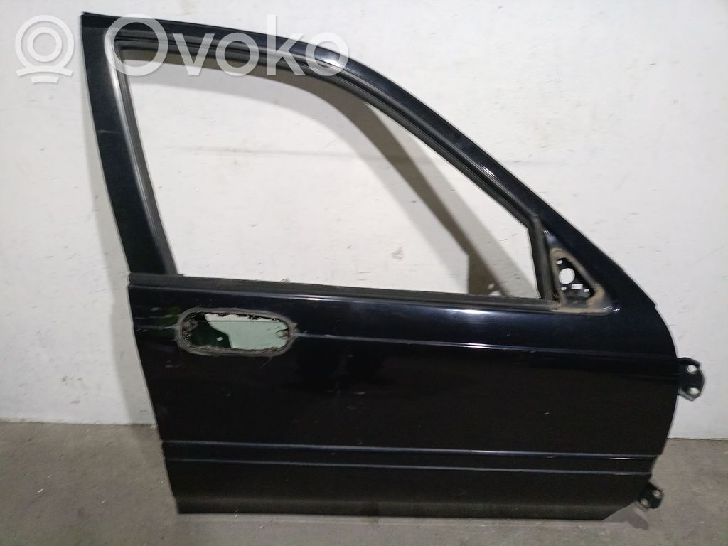 Puerta delantera   D20T2N