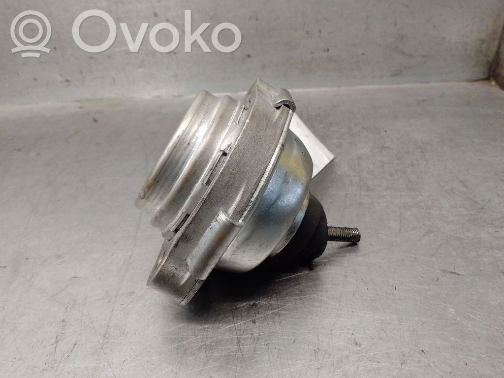 BMW X3 E83 Engine mount bracket 