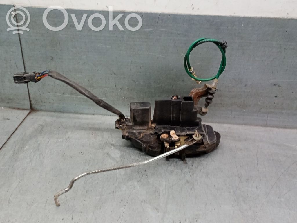KIA Carnival Etuoven lukko 