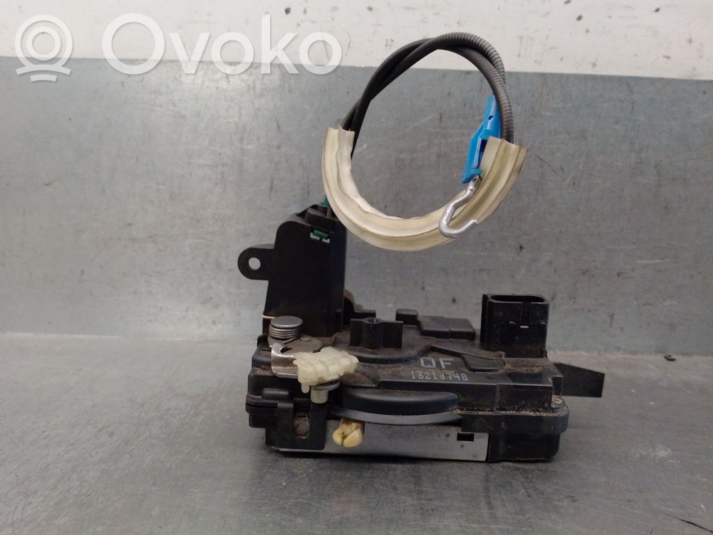 Opel Zafira B Serratura portiera anteriore 