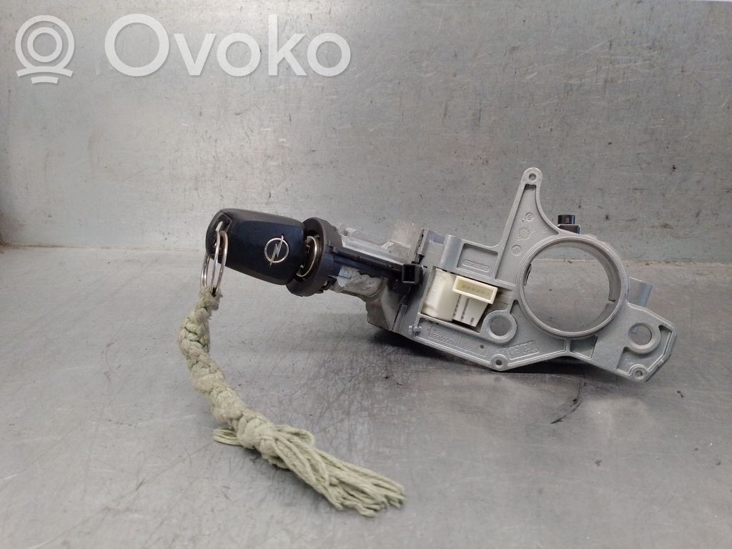 Opel Zafira B Virtalukko 