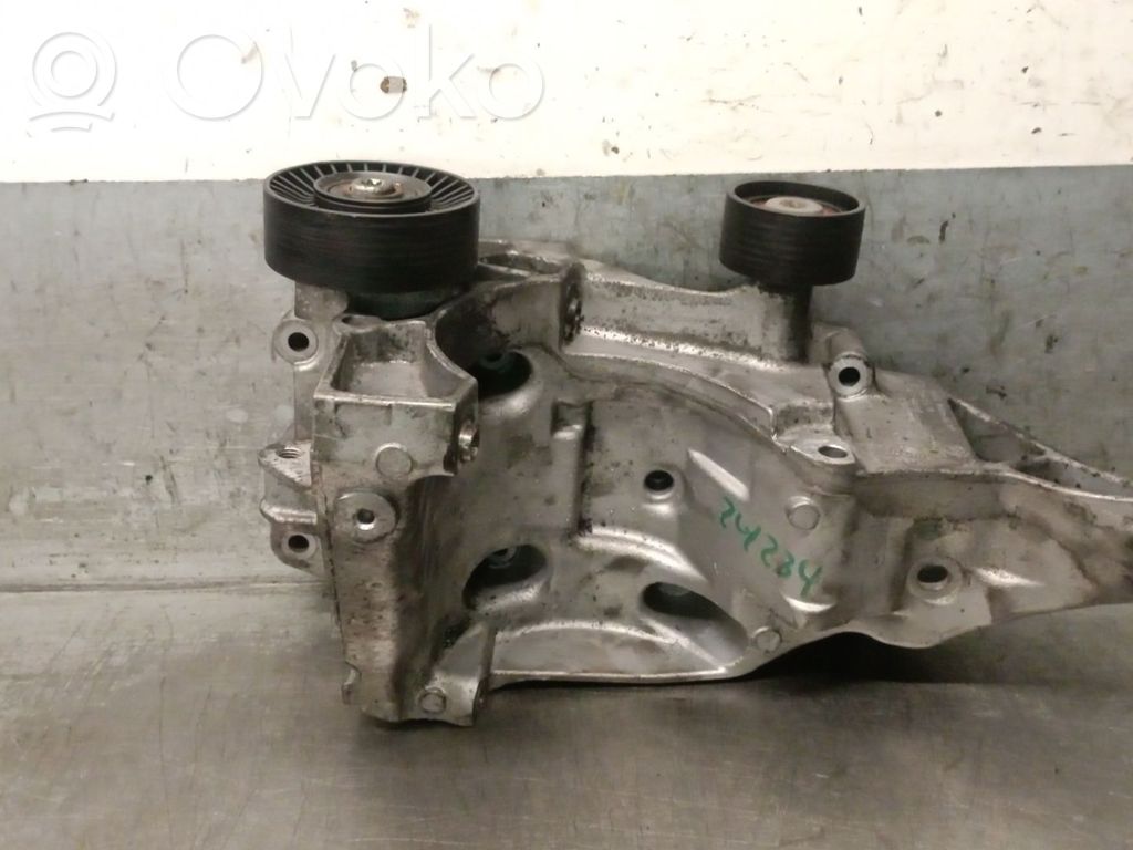 Generator/alternator bracket   11167802639,11167802639,13992010