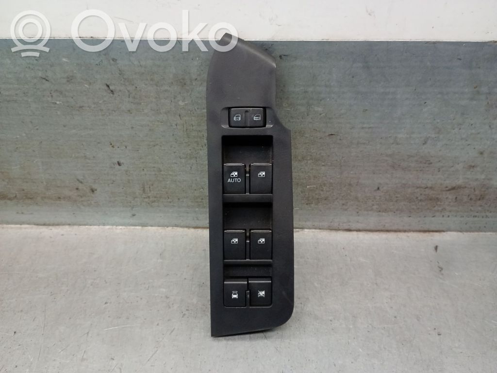 Chevrolet Captiva Electric window control switch 