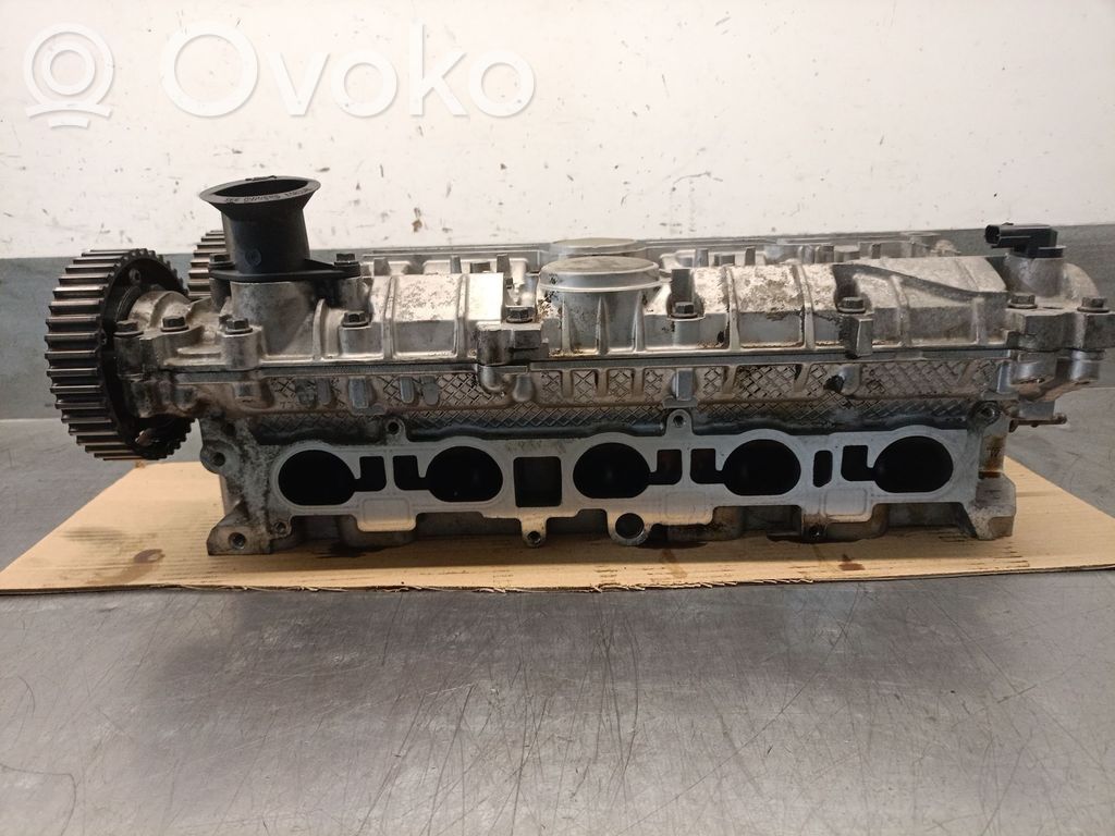 Volvo V50 Engine head 