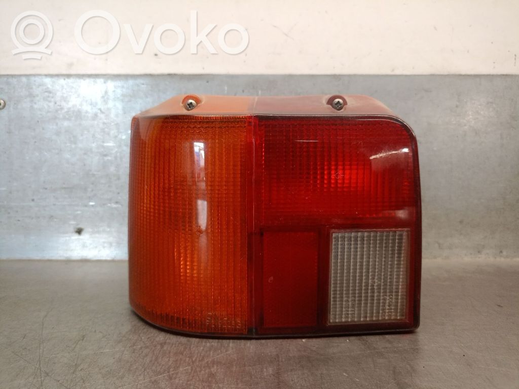 Peugeot 205 Lampă spate în caroserie 