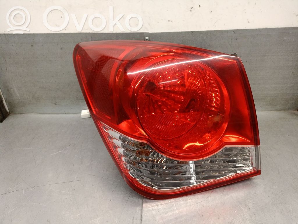 Chevrolet Cruze Lampa tylna 