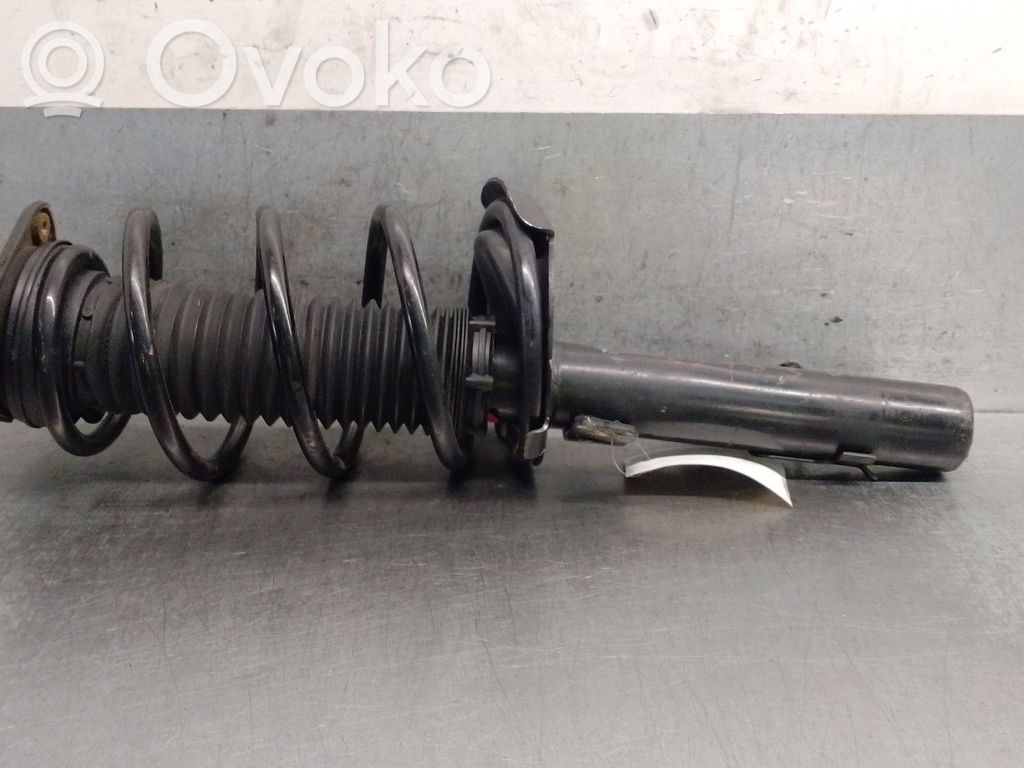 Ford Focus Front shock absorber with coil spring 