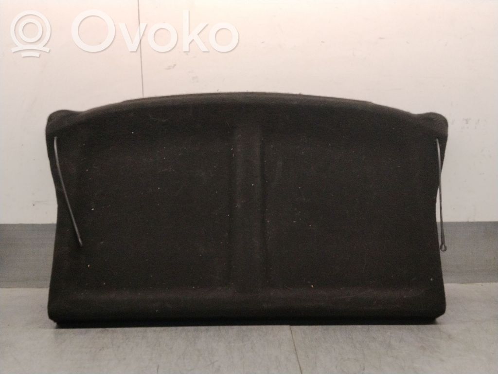 Seat Toledo I (1L) Plage arrière