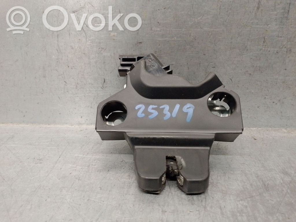 Toyota Corolla E160 E170 Zamek klapy tylnej bagażnika 
