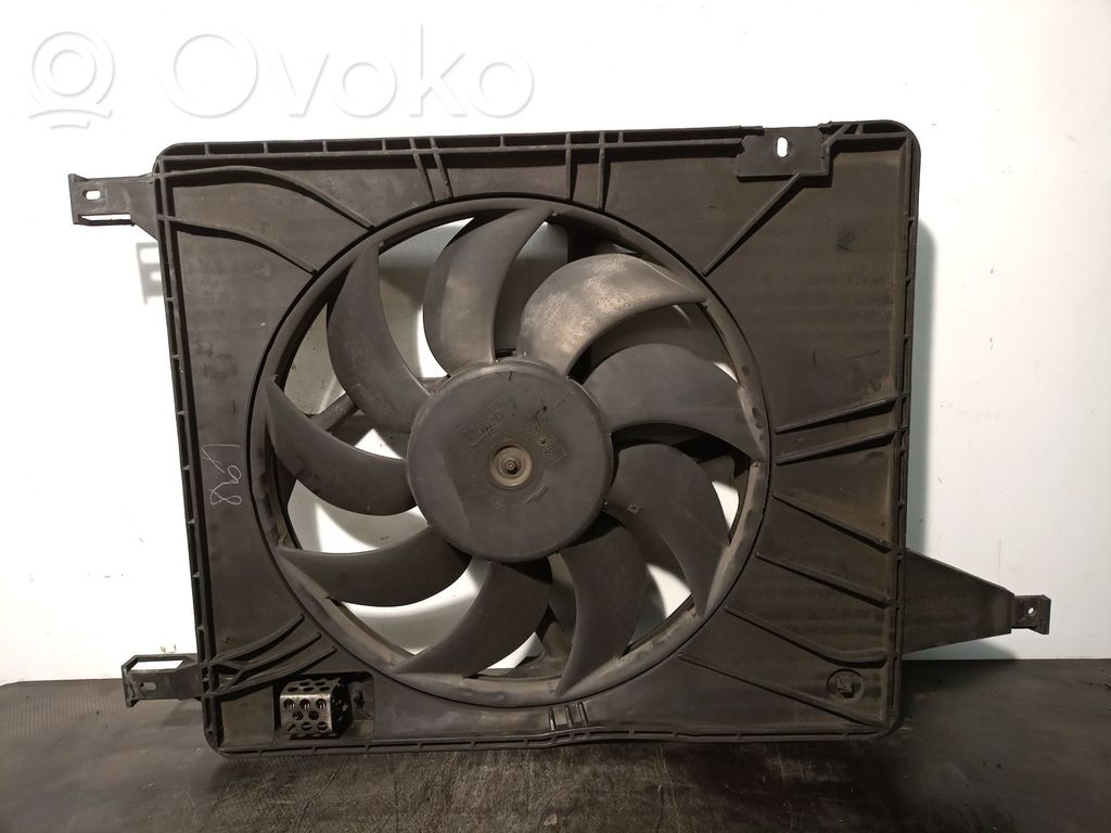 Nissan Qashqai Ventilator electric răcire radiator 