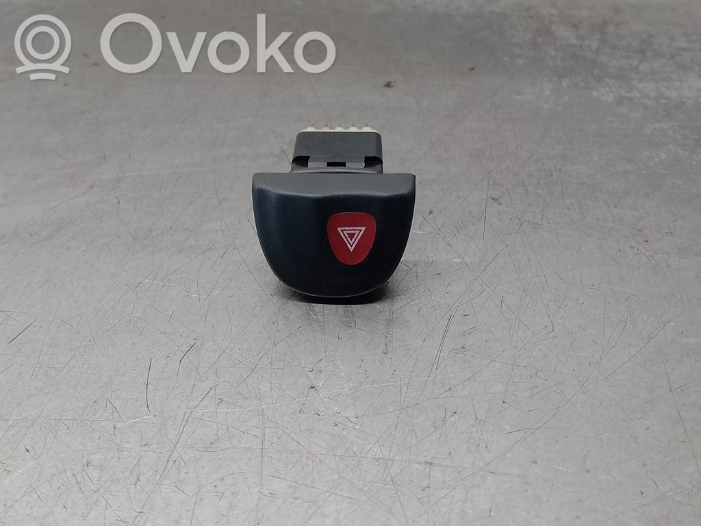 Comutator lumini pericol   7700841043