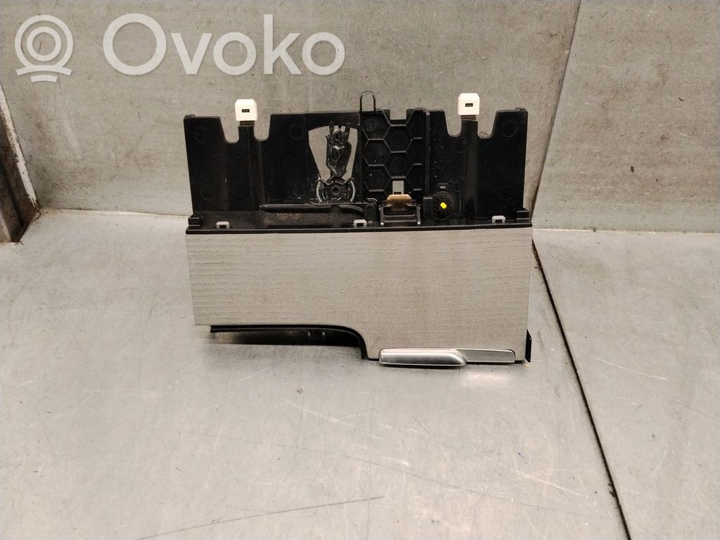Volvo XC60 Tunel środkowy 