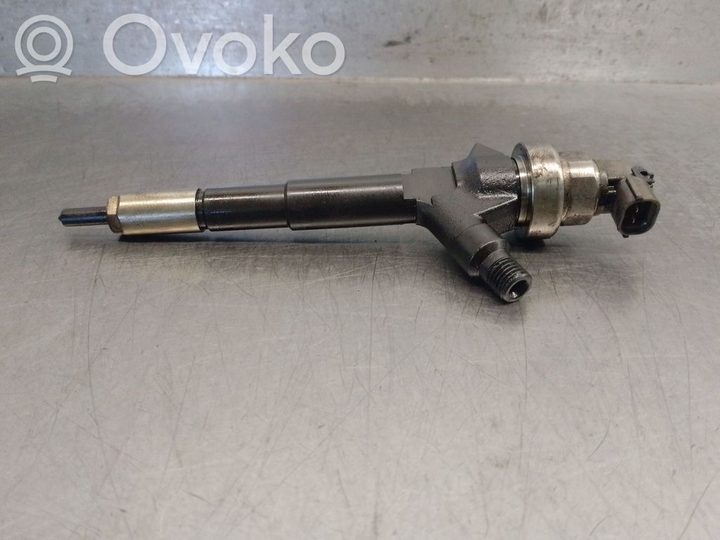Inyector de combustible   55567729,02Q04561