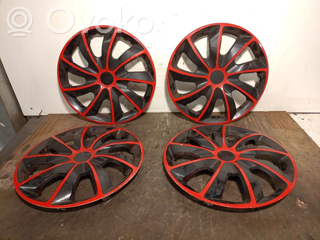 Hyundai i30 Ornament central jantă R16 