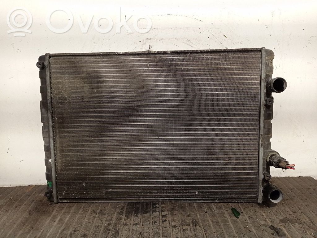 Volkswagen Polo III 6N 6N2 6NF Chłodnica 