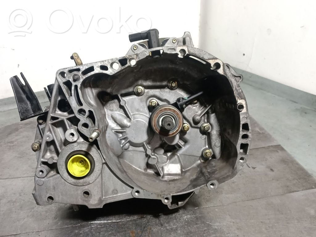 Manualna 5-biegowa skrzynia biegów   JH3140,32010AY610,C020987