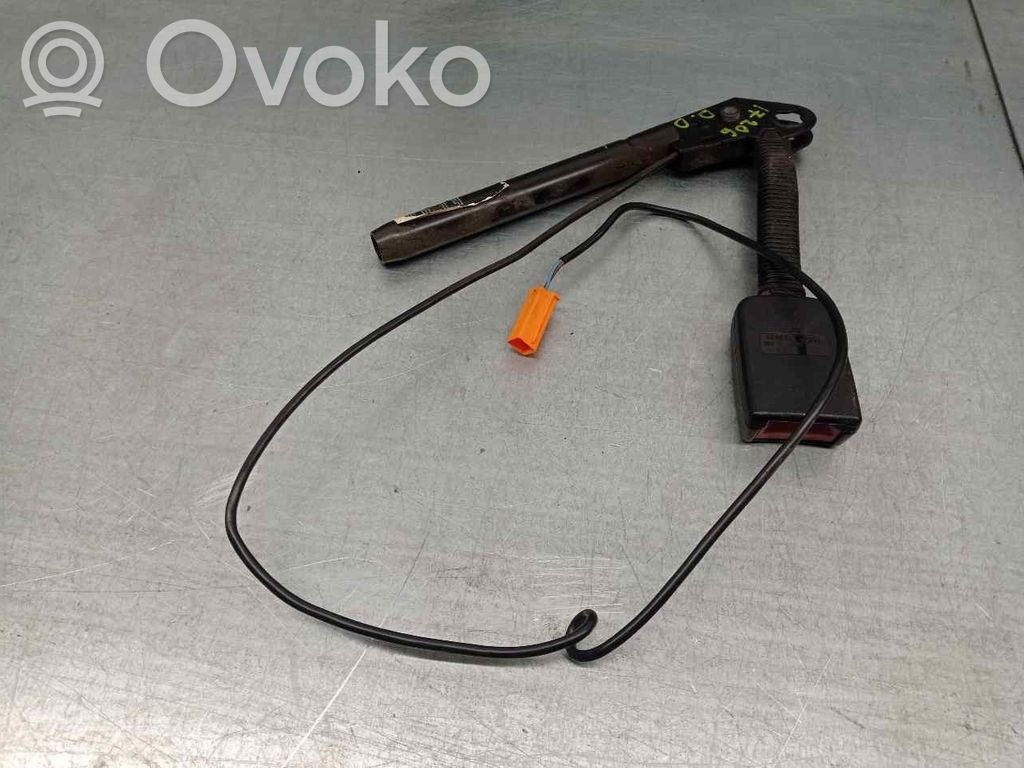 Ford Focus Front seatbelt buckle 
