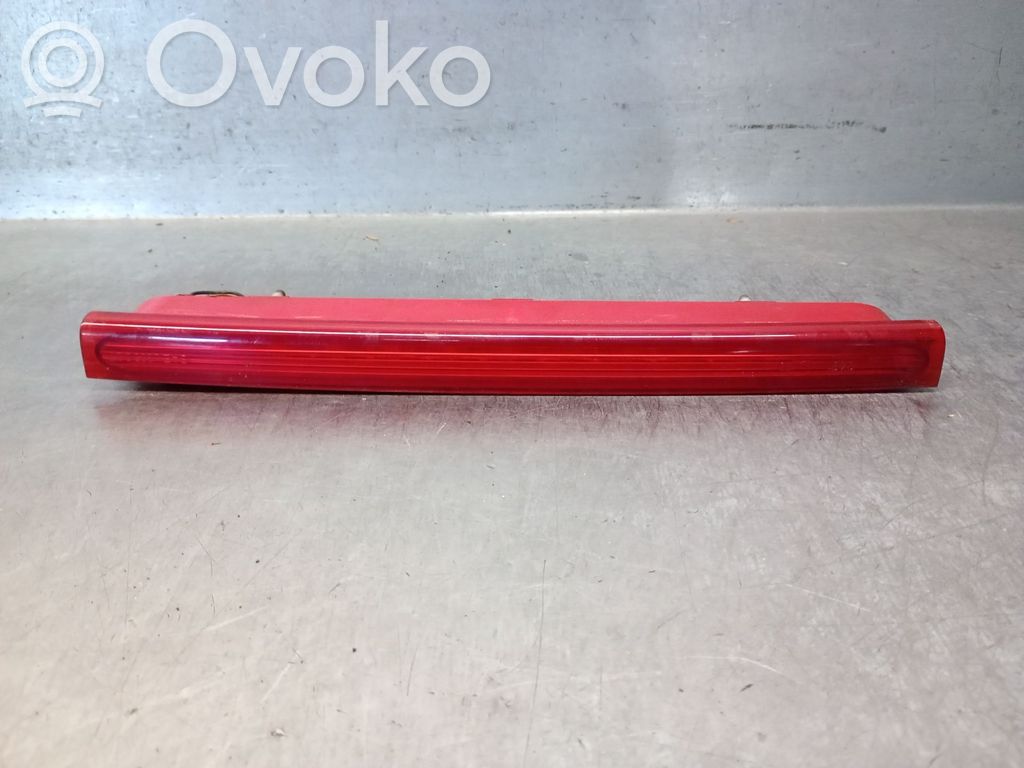 Volvo C30 Third/center stoplight 