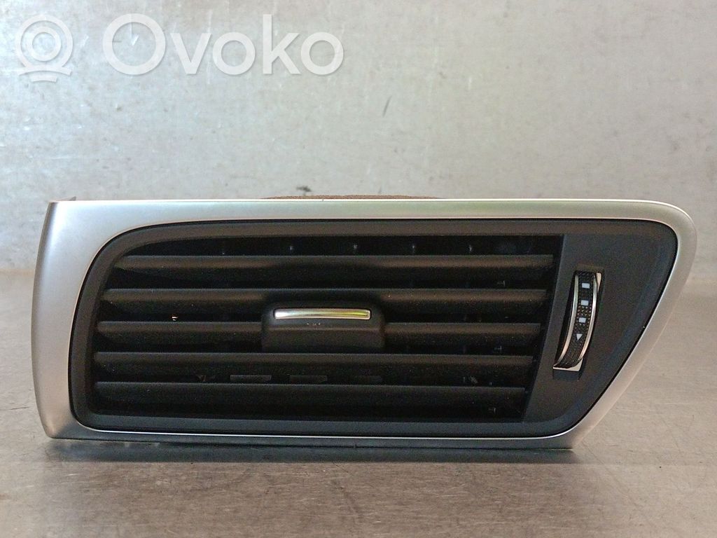 Audi A7 S7 4G Owiewka / Deflektor powietrza szyberdachu 