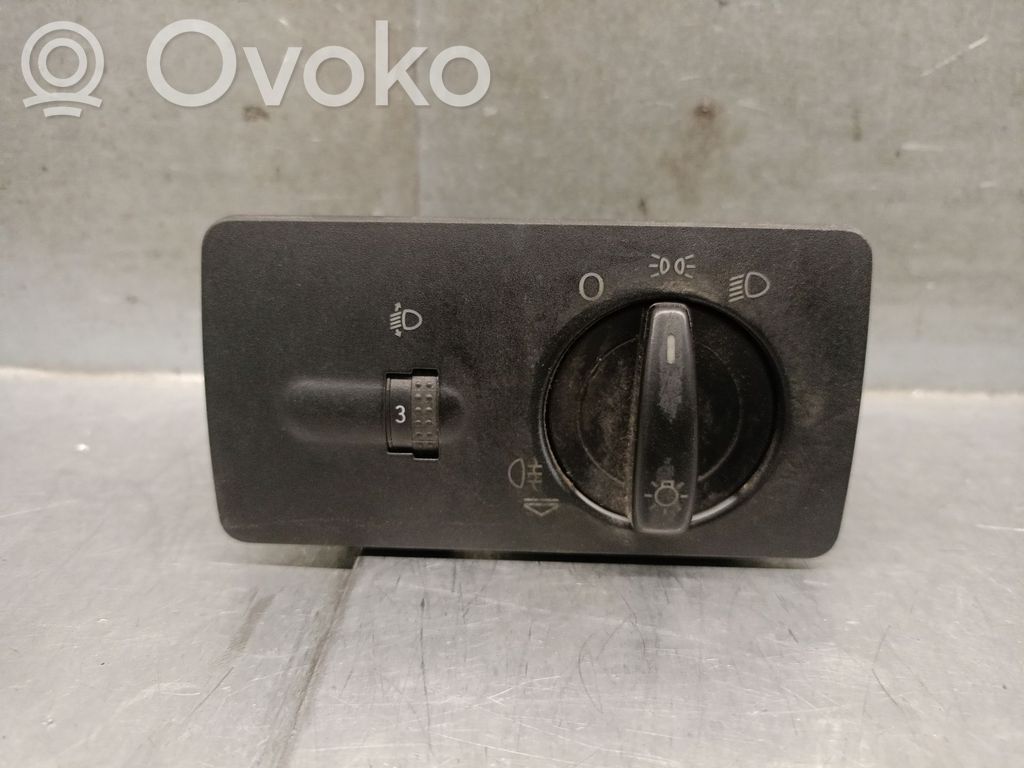 Skoda Fabia Mk1 (6Y) Interruptor de control del panel de luces 