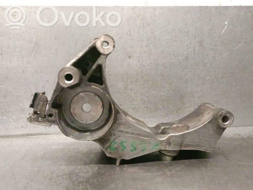 Opel Zafira B Generator/alternator bracket 