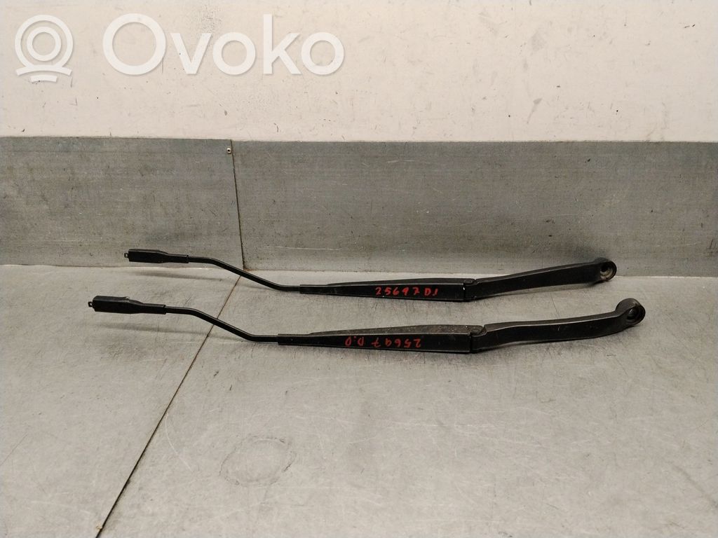 Ford Galaxy Ramię wycieraczki szyby przedniej / czołowej 