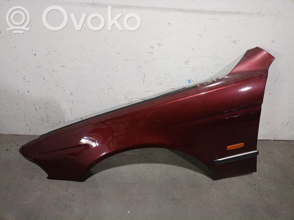 BMW 5 E39 Крыло 
