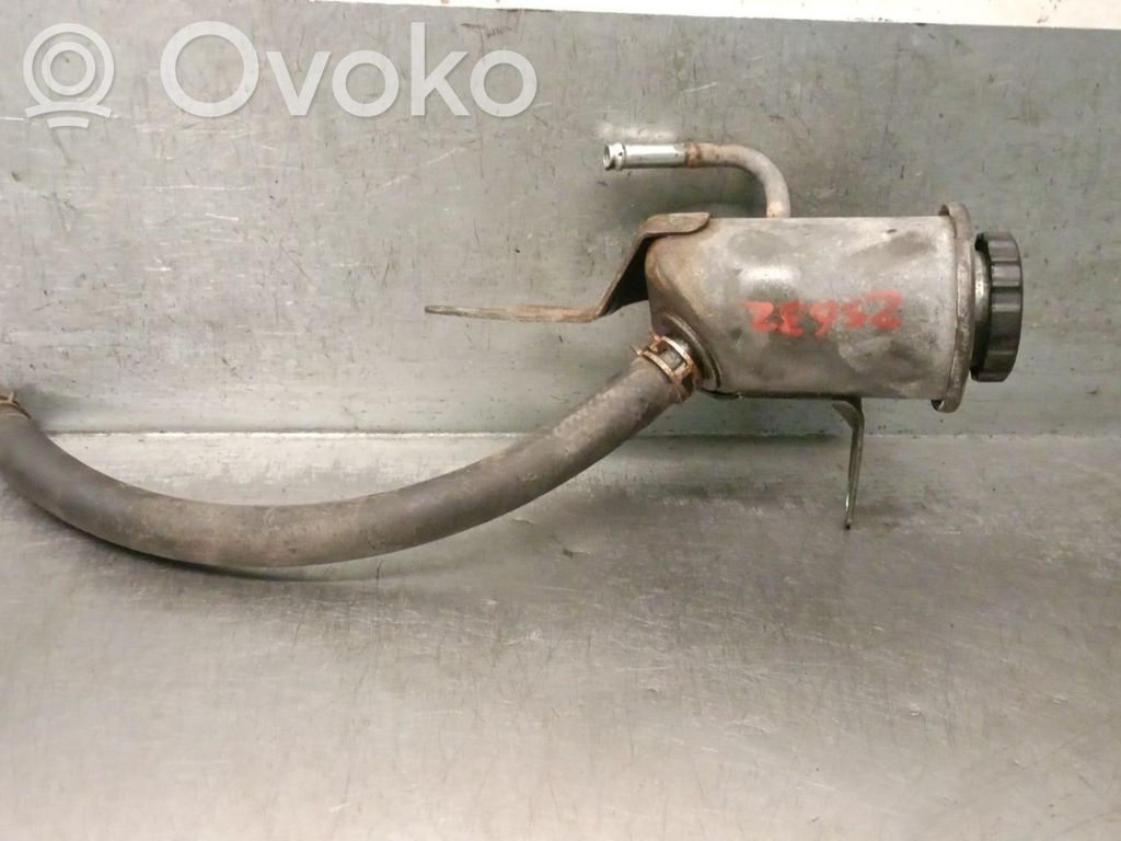 Toyota Land Cruiser (J100) Rezervor lichid servodirecție