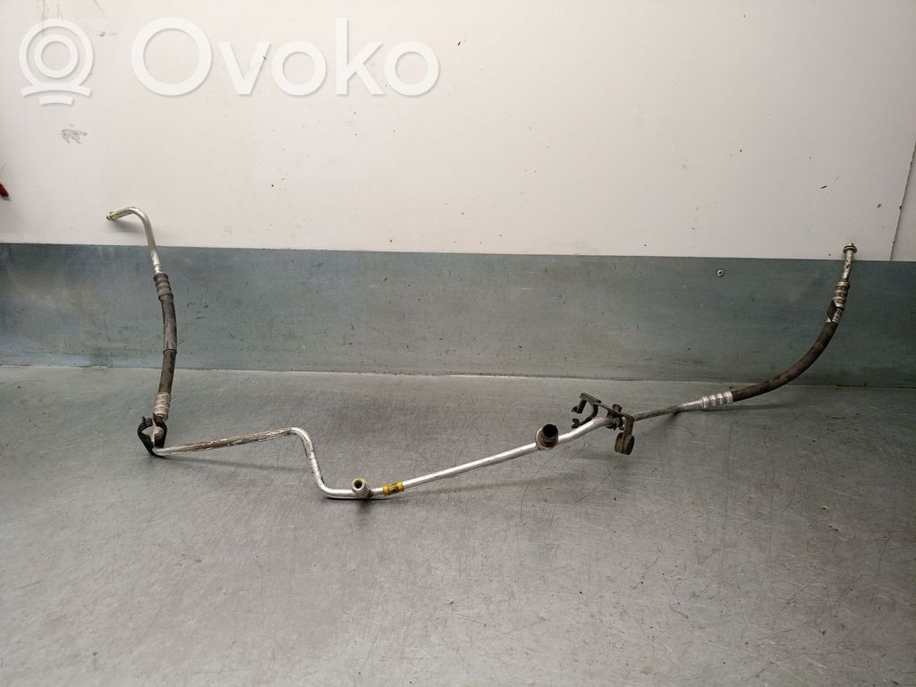Ilmastointilaitteen putki (A/C)   51856109A1