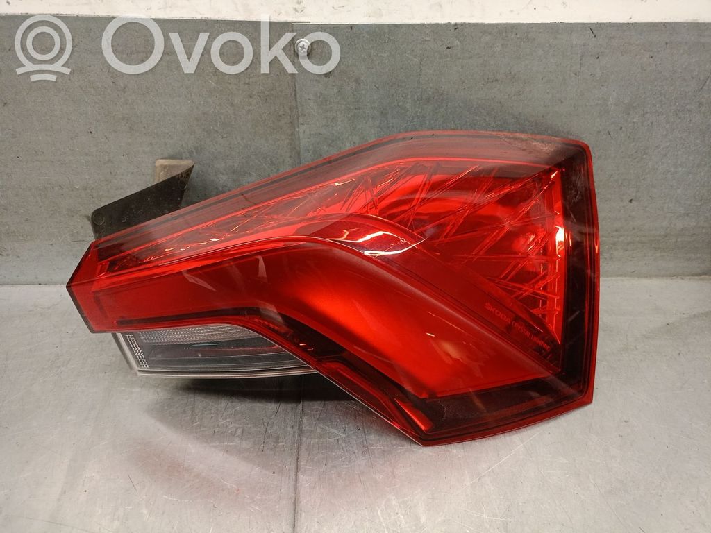 Skoda Kamiq Lampa tylna 