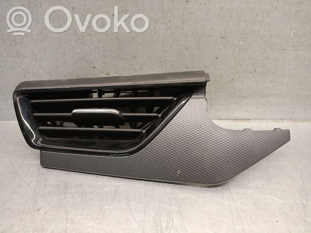 Skoda Kamiq Owiewka / Deflektor powietrza szyberdachu 