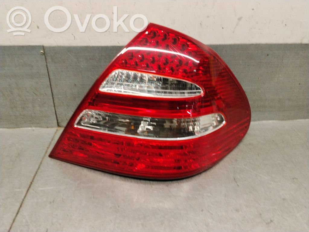 Mercedes-Benz E W211 Luci posteriori 